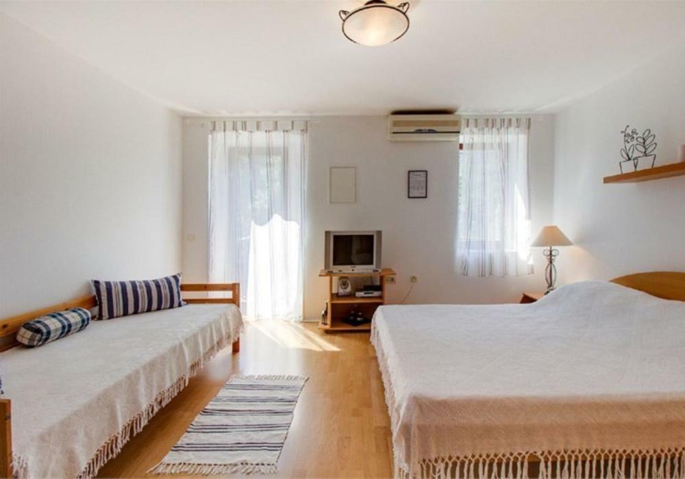Apartments Jelena Veli Losinj Luaran gambar
